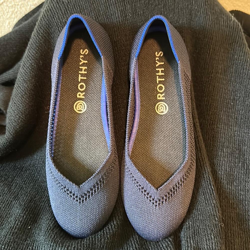 Never worn Rothy’s maritime